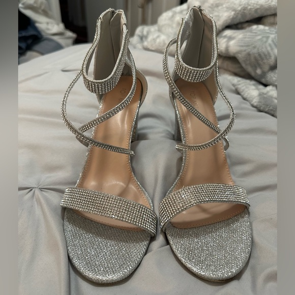 Women’s Top Moda Rosa 66 Rhinestone Heels Brand New in Box US Size 11 Silver - Picture 6 of 10